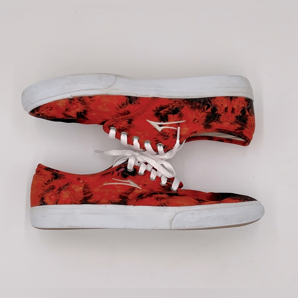 LAKAI Fire Tie Dye Men’s Oxford Skate Shoe size 10